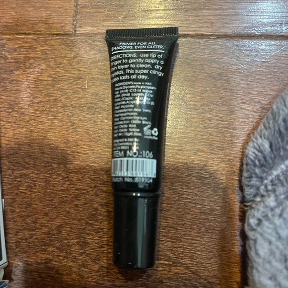 HD Pro Super Clingy Eyeshadow Primer NWT - Picture 2 of 3